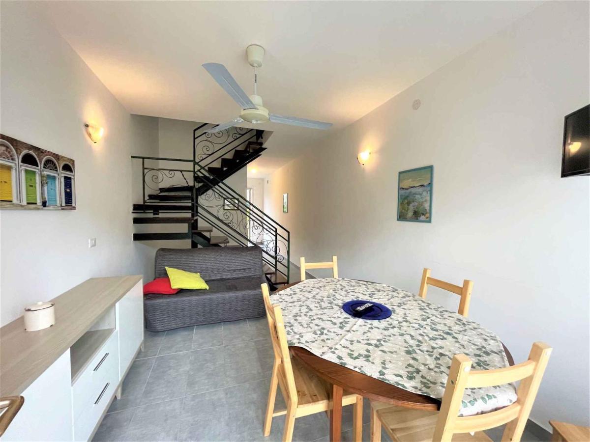Apartment In 42844